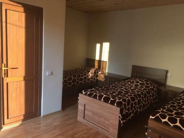 Guesthouse Besarion Ushguli ภายนอก รูปภาพ